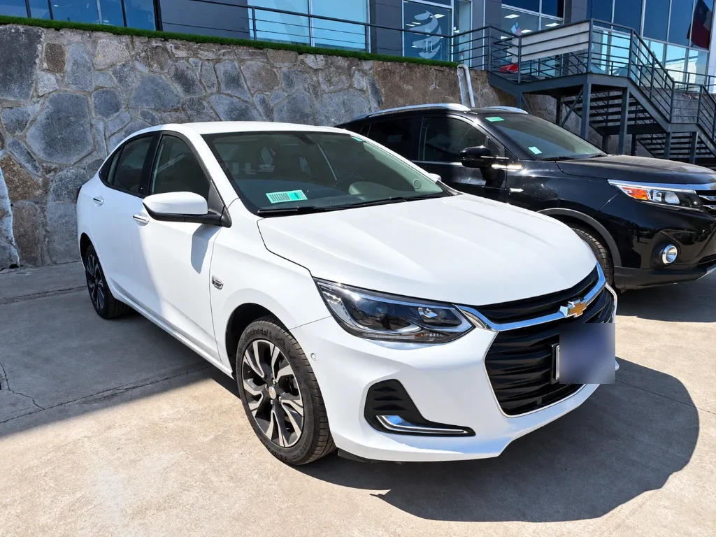 Chevrolet Onix 1.0t Premier S 4x2 Sdn At 4p año 2025