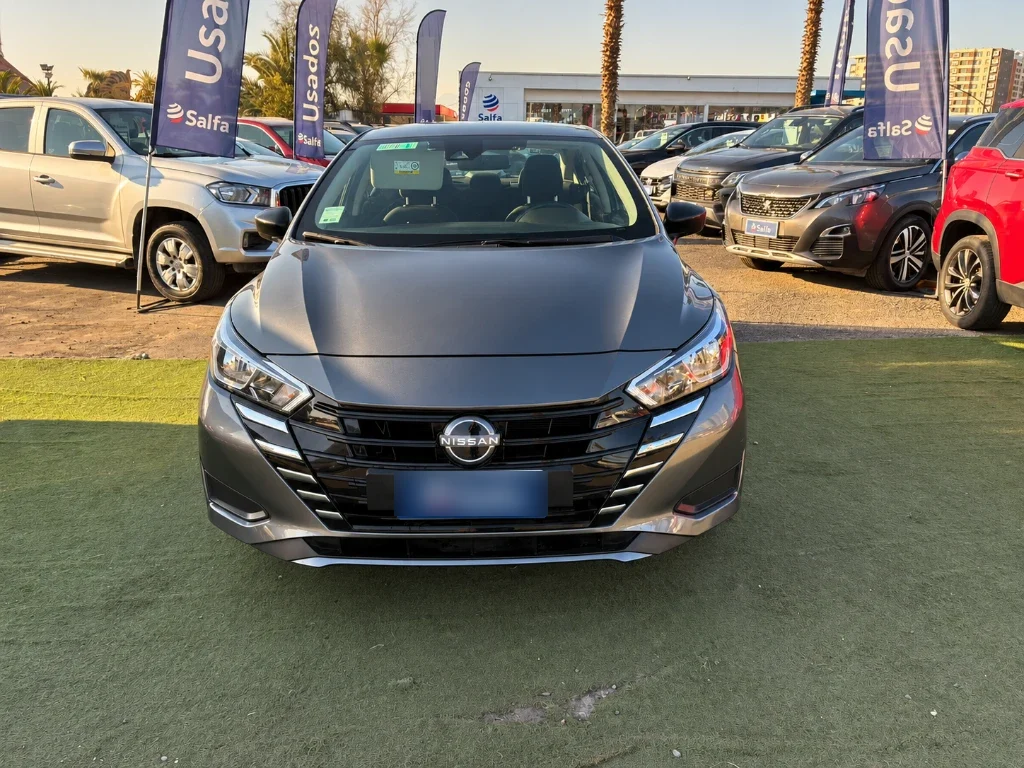 Nissan Versa 1.6 Sense 4x2 Mt 4p año 2025