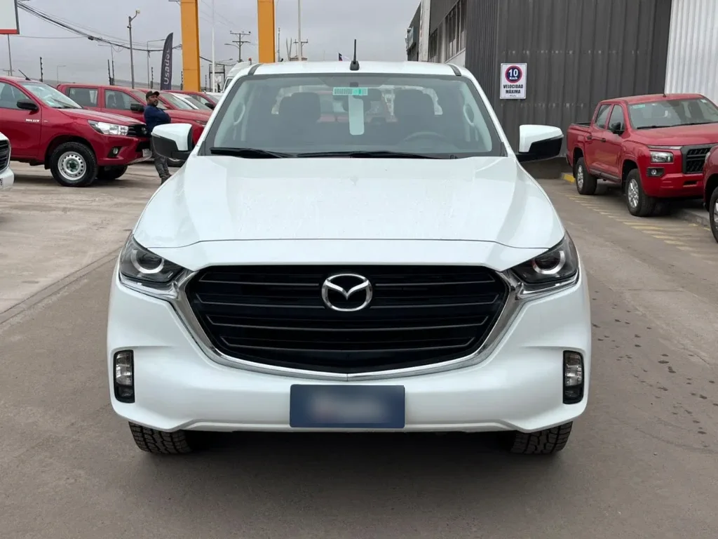 Mazda Bt-50 4x4 6at 3.0 año 2023