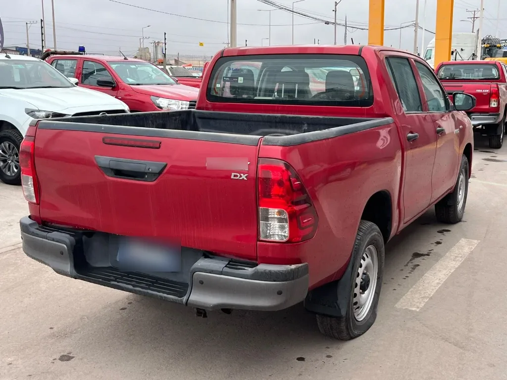 Toyota Hilux Dc 4x4 2.4 D Dx Mt año 2024