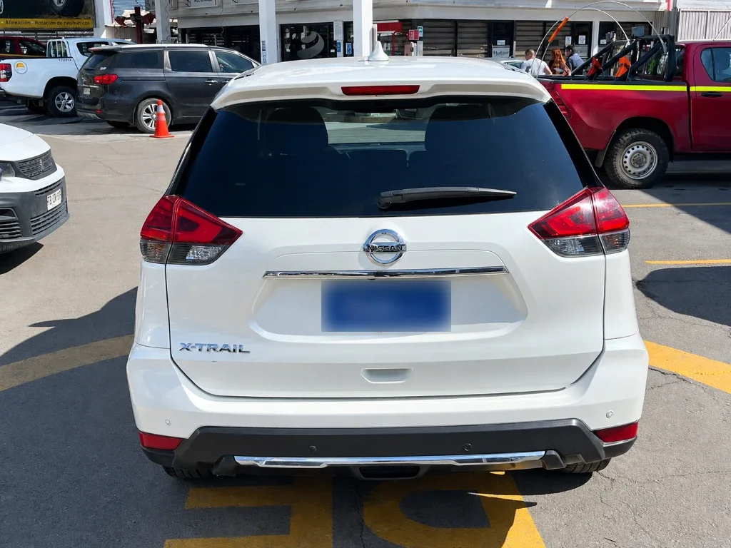 Nissan X-Trail 2.5 Sense 2row At año 2020