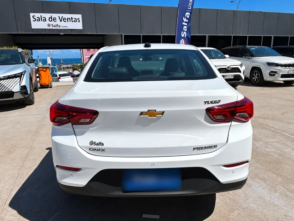 Chevrolet Onix 1.0t Premier S 4x2 Sdn At 4p año 2025