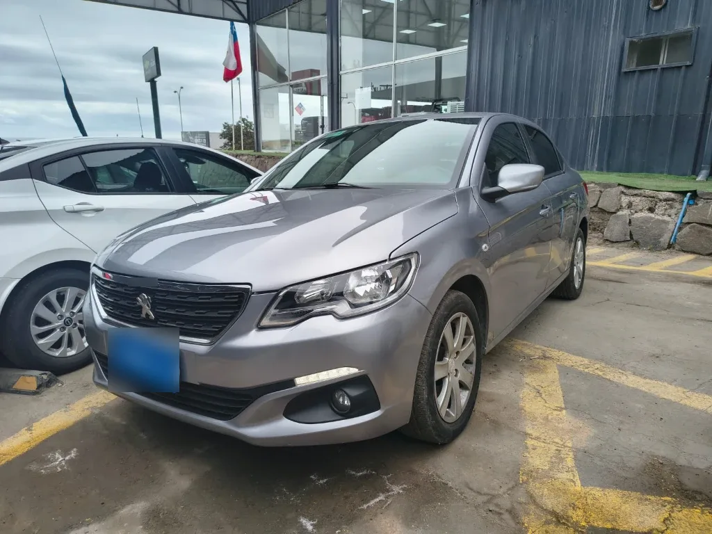Peugeot 301 1.6 Allure Hdi 92 Mt Diesel año 2022