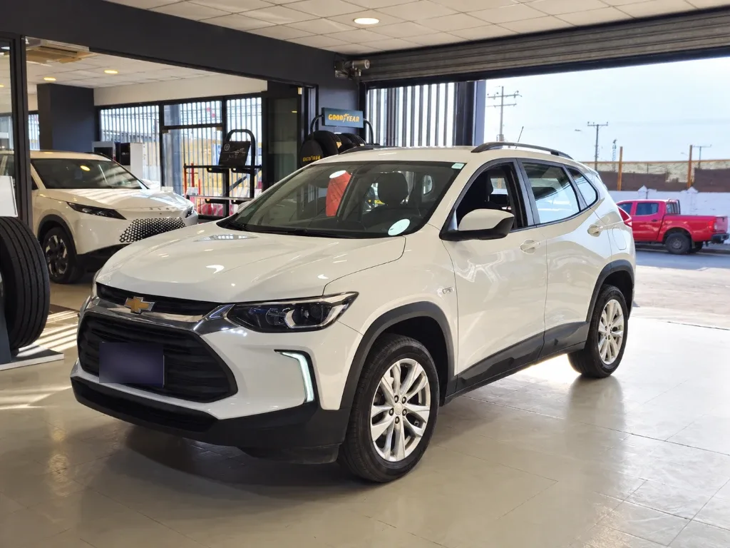 Chevrolet Tracker 1.2t Ltz Fwd Mt 5p año 2022