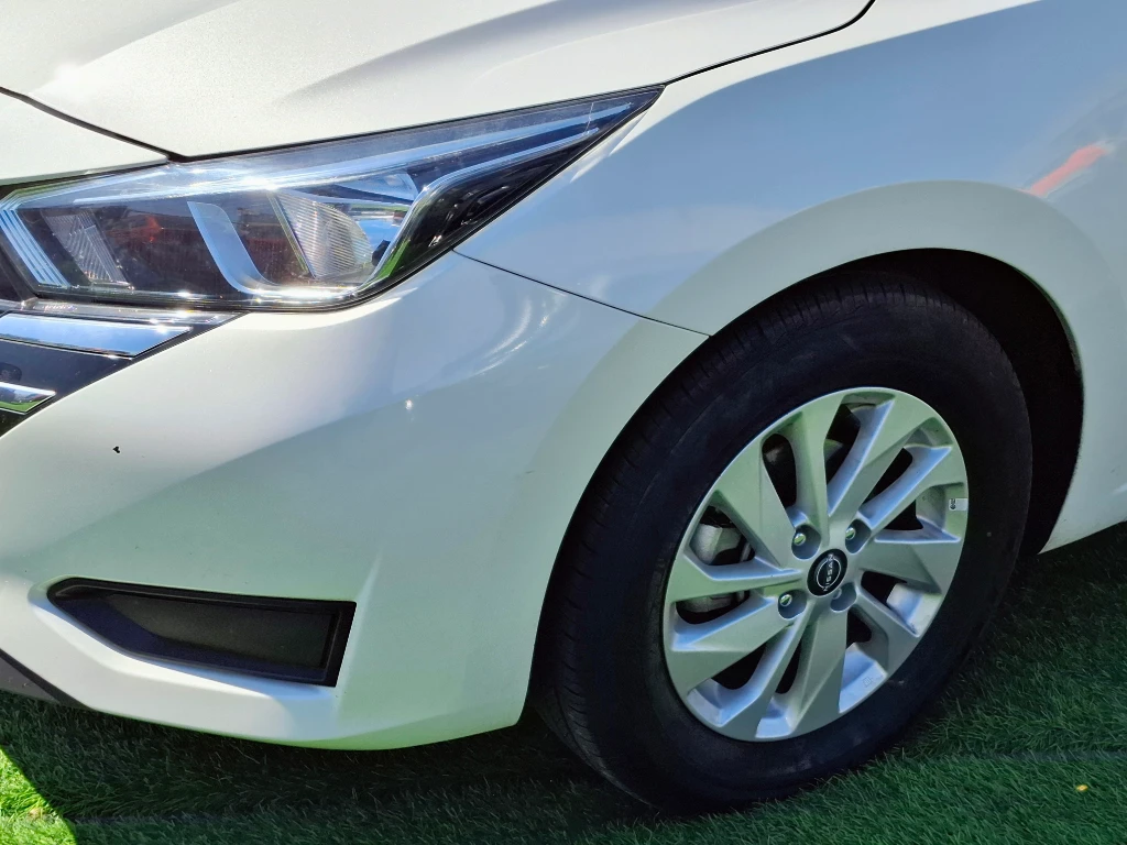 Nissan Versa 1.6 Sense 4x2 Mt 4p año 2025