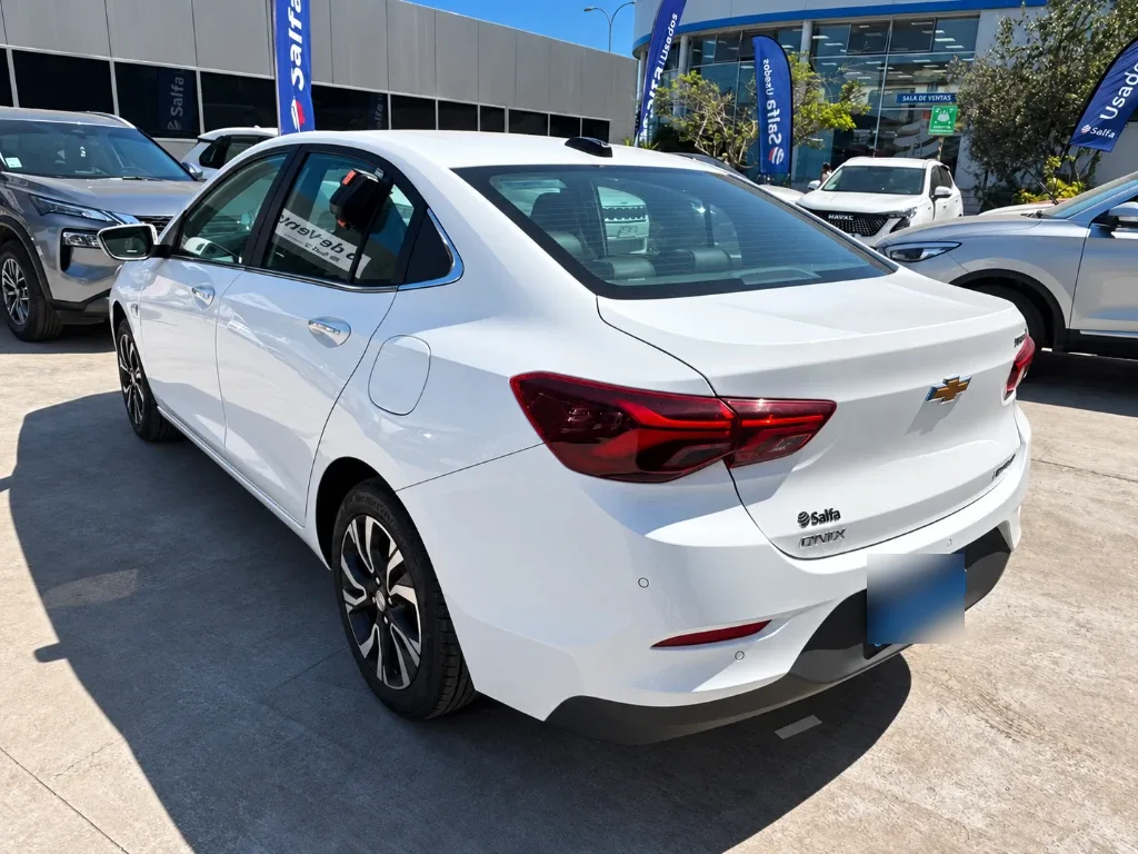 Chevrolet Onix 1.0t Premier S 4x2 Sdn At 4p año 2025