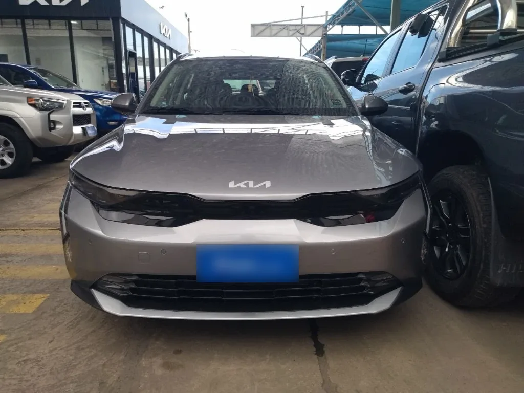 Kia K3 Cross Ex 16l 6mt Full año 2025