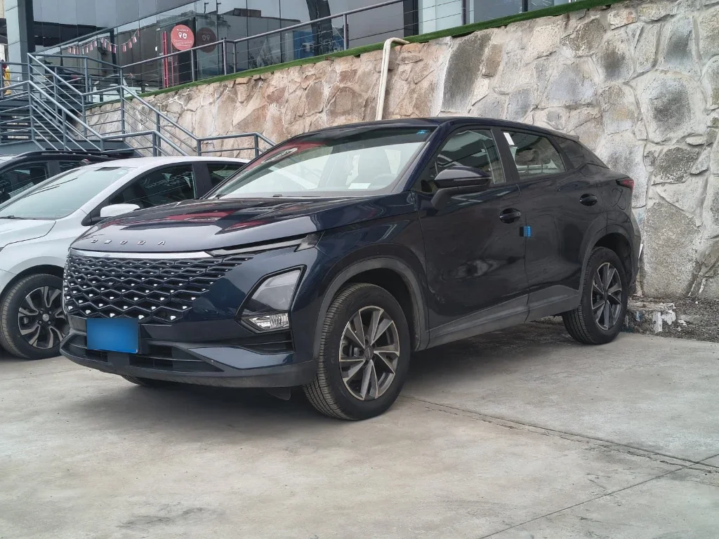 Omoda C5 1.5 T Urban At año 2025