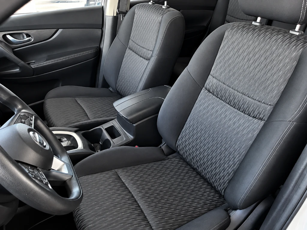 Nissan X-Trail 2.5 Sense 2row At año 2020