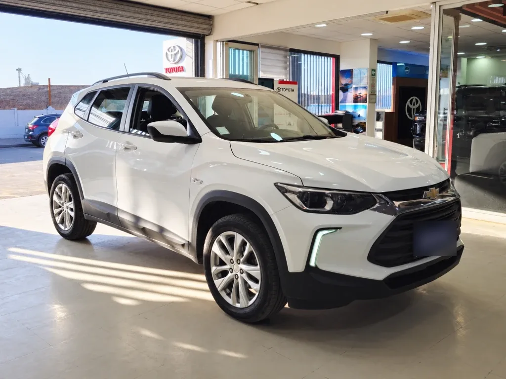 Chevrolet Tracker 1.2t Ltz Fwd Mt 5p año 2022