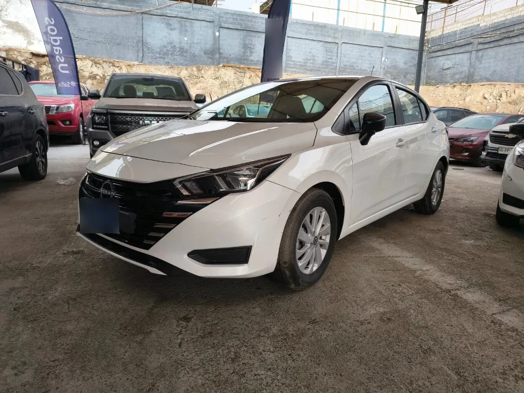 Nissan Versa Sense 1.6 Mt 4x2 año 2025