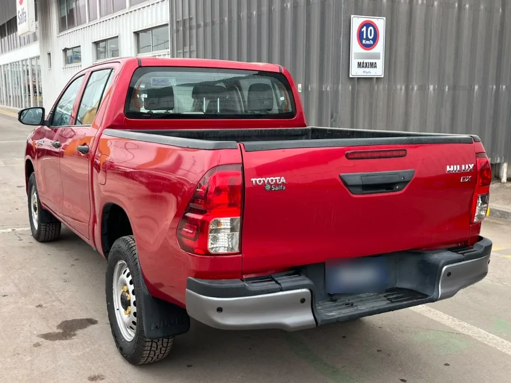 Toyota Hilux Dc 4x4 2.4 D Dx Mt año 2024