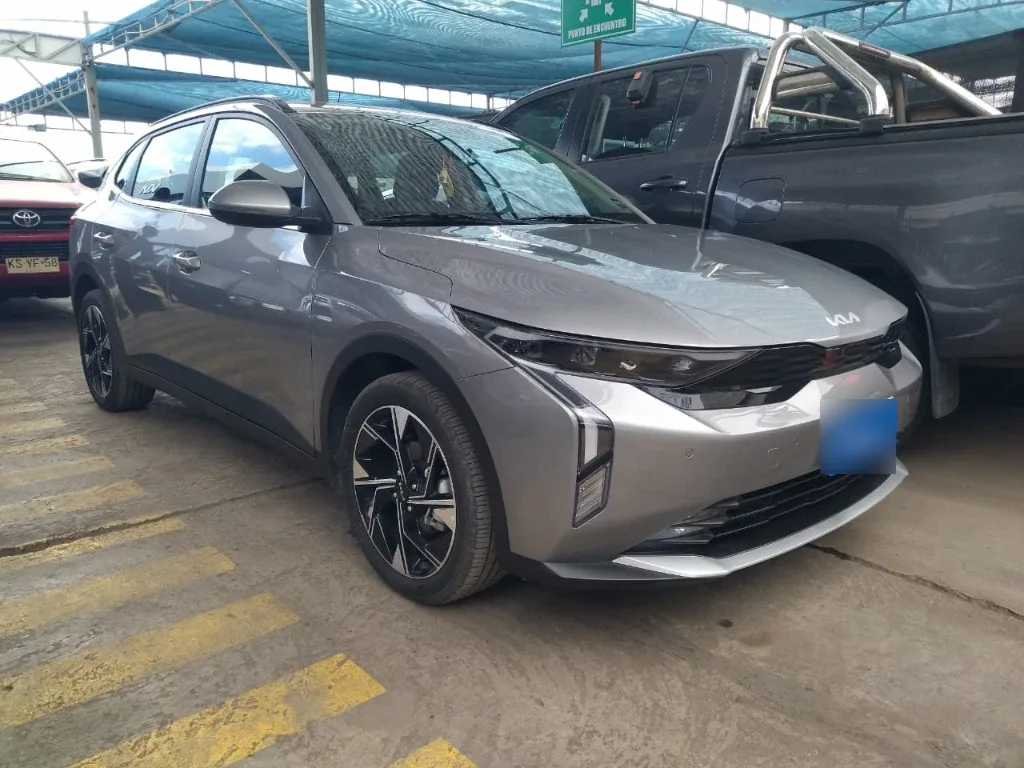 Kia K3 Cross Ex 16l 6mt Full año 2025