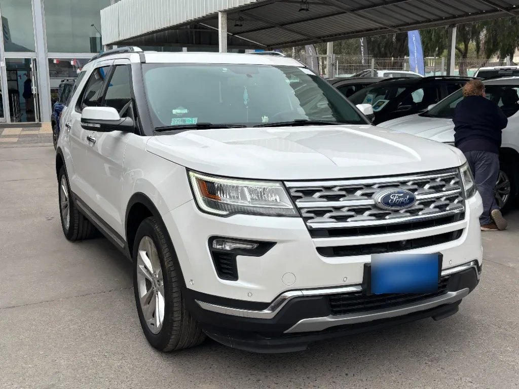 Ford Explorer 2.3 Limited At 4x4 año 2019