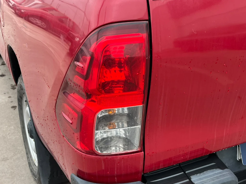 Toyota Hilux Dc 4x4 2.4 D Dx Mt año 2024