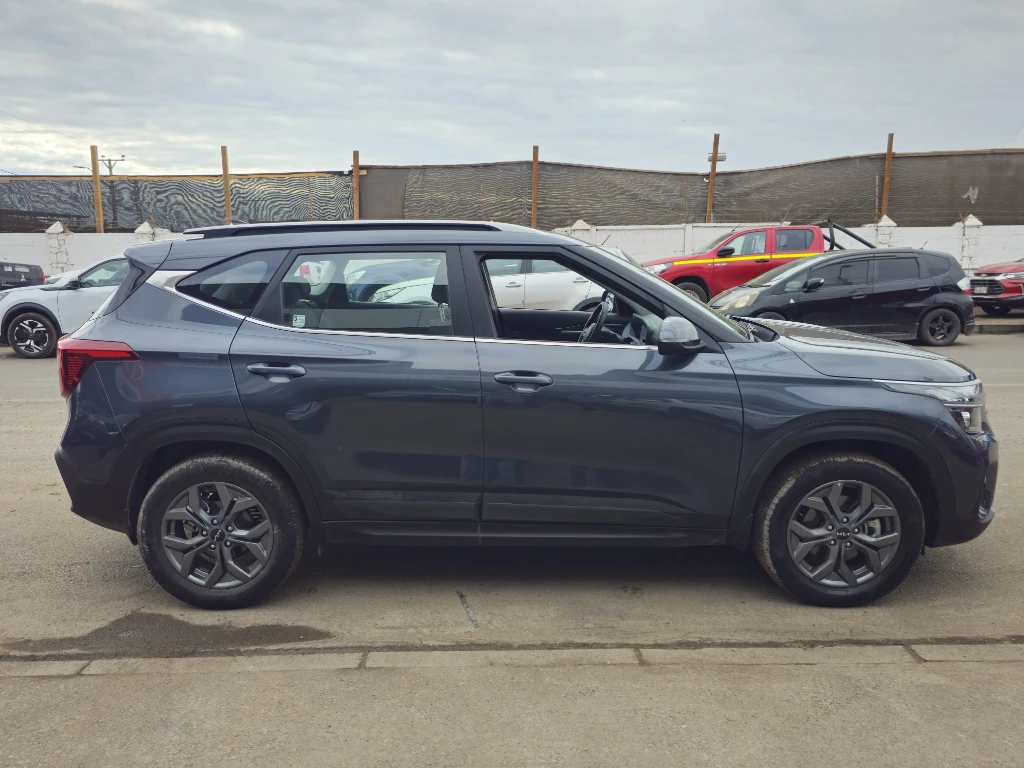 Kia Seltos Ex Ivt 1.5 Aut año 2026