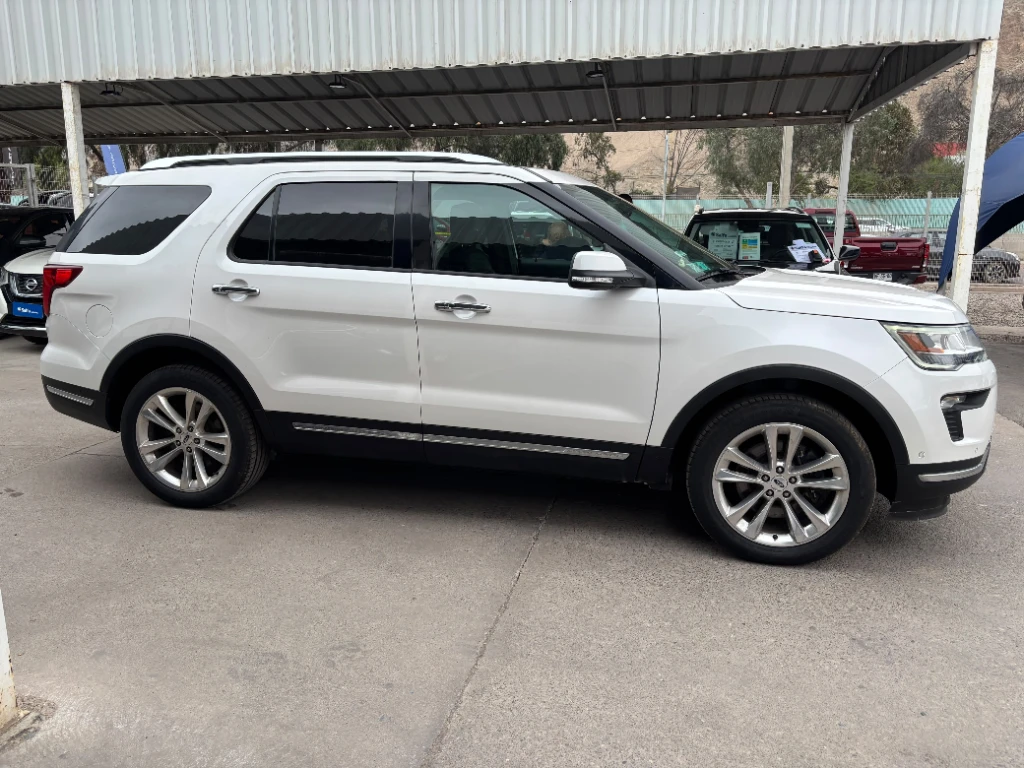 Ford Explorer 2.3 Limited At 4x4 año 2019