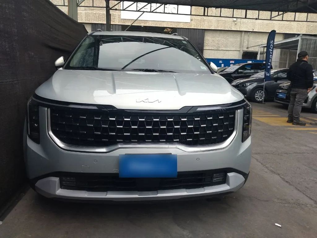 Kia Carnival 2.2 Ex Diesel 4x2 8at 5p año 2025