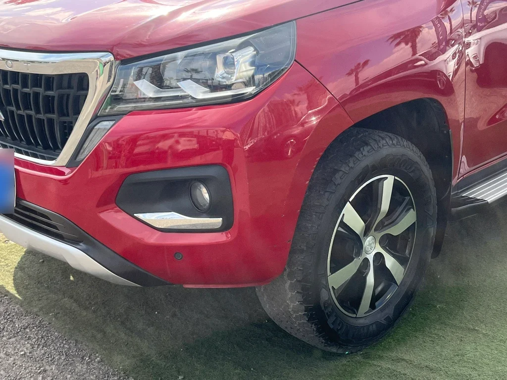 Peugeot Landtrek 2.2 Action4 Bluehdi Diesel 4x4 180hp At 4p año 2024