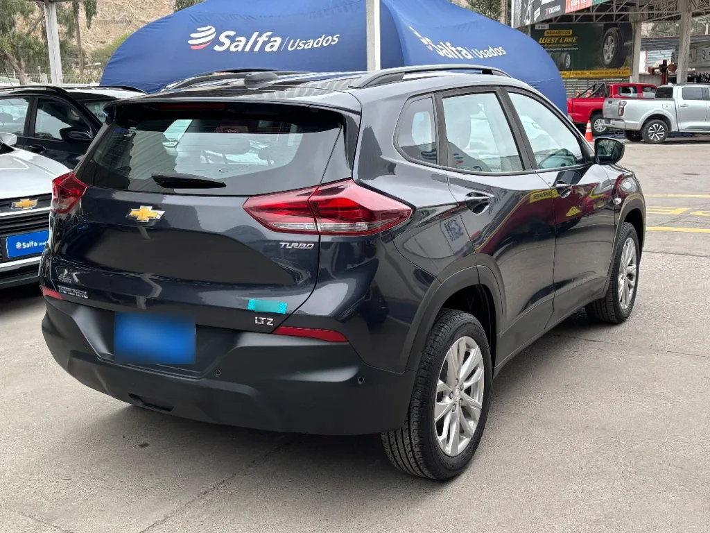 Chevrolet Tracker 1.2t Ltz R 4x2 At 5p año 2025