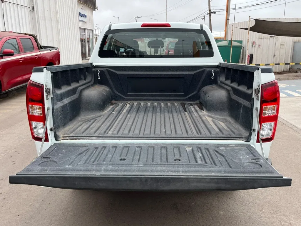Mazda Bt-50 4x4 6at 3.0 año 2023