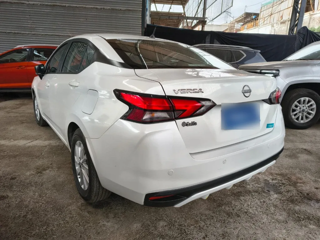 Nissan Versa Sense 1.6 Mt 4x2 año 2025