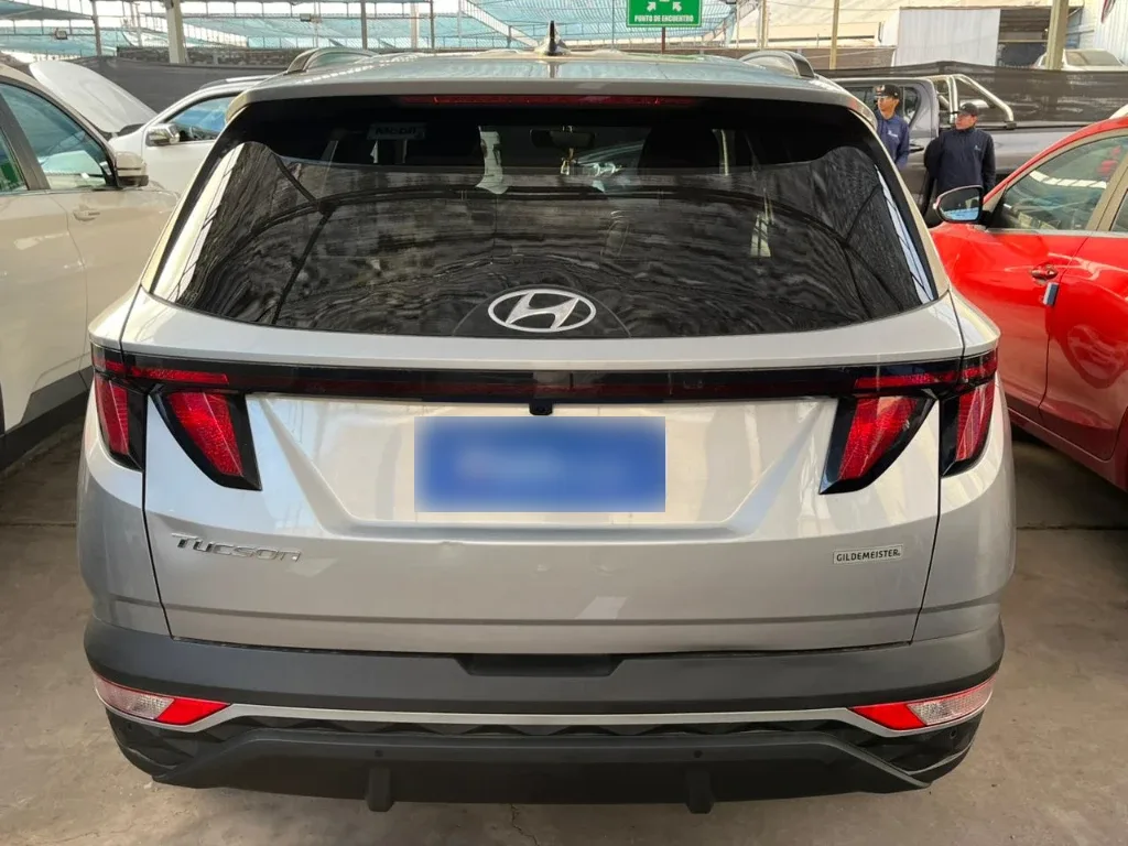 Hyundai Tucson 2.0 Nx4 Plus 4x2 At 5p año 2023