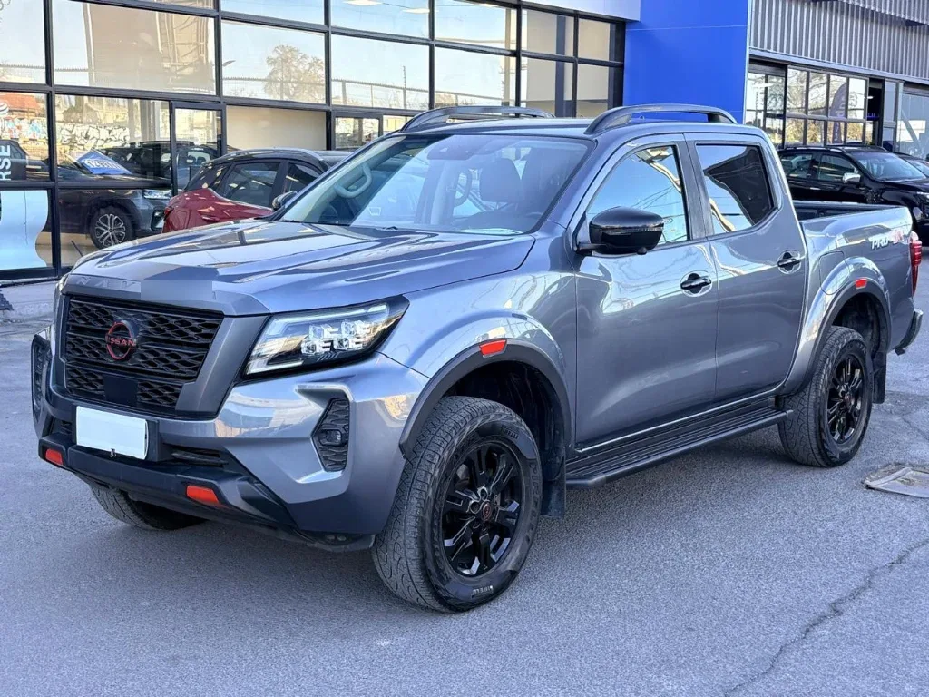 Nissan Navara 2.3d Pro4x Diesel 4x4 Dob.cab. At 4p año 2024
