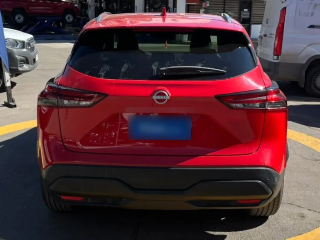 Nissan Qashqai 1.3t Advance 2wd Mt 5p año 2025