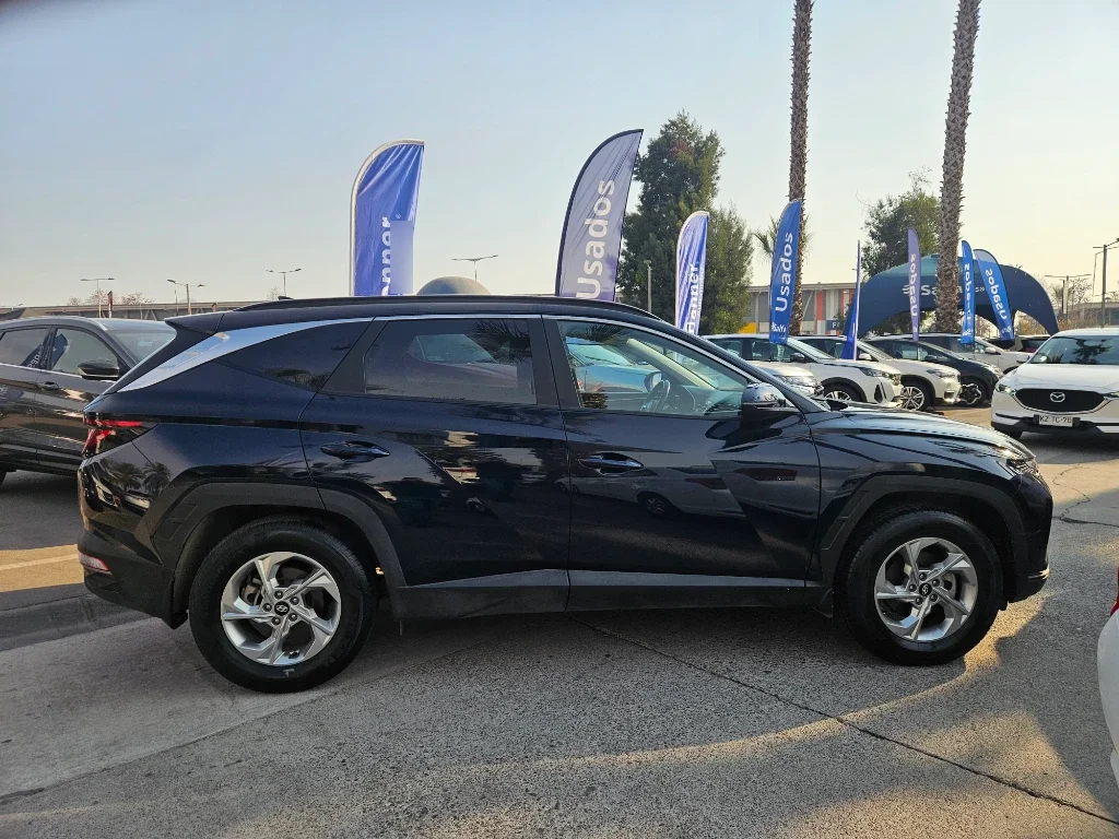 Hyundai Tucson 2.0 Nx4 Plus 2wd Mt 5p año 2023