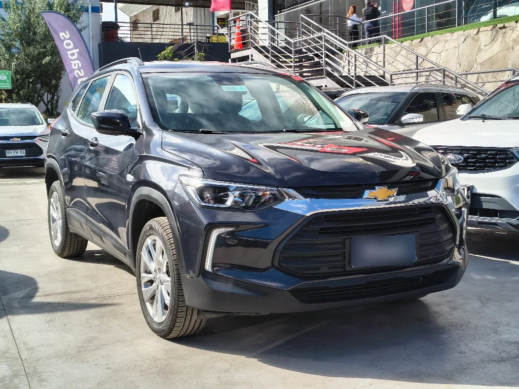 Chevrolet Tracker 1.2t Ltz R 4x2 At 5p año 2025
