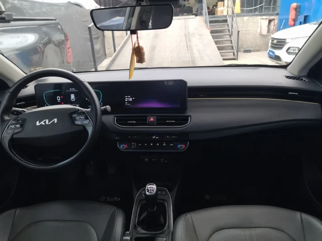 Kia K3 Cross Ex 16l 6mt Full año 2025