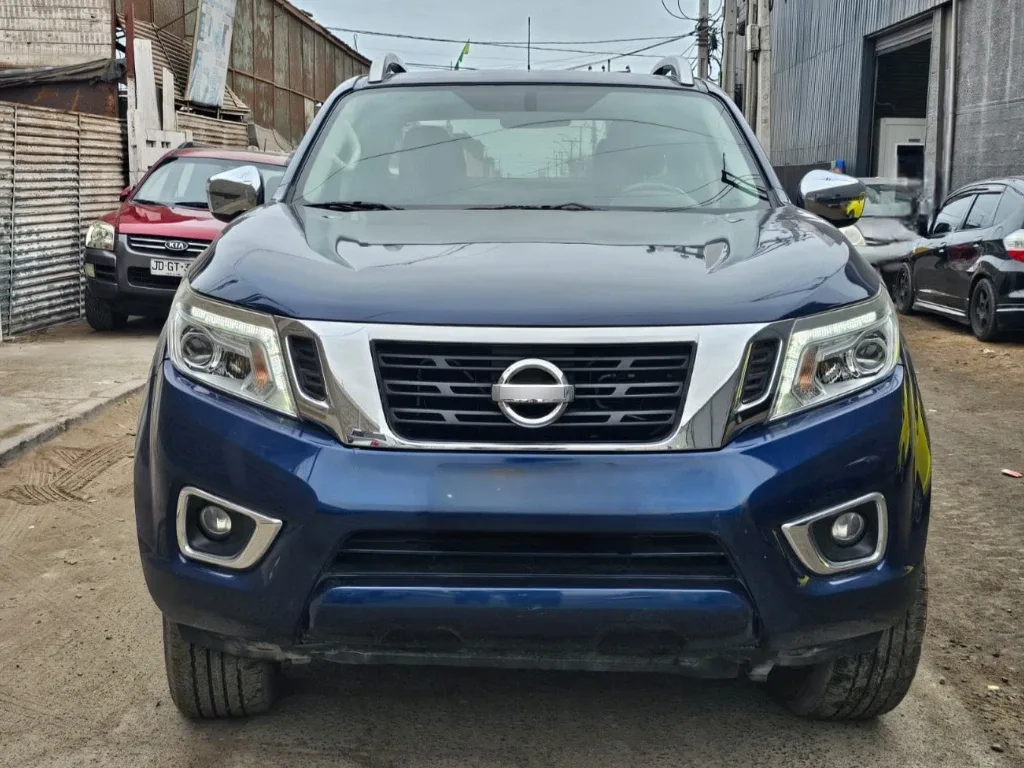 Nissan Np300 2.3 Le Diesel 4wd Dob.cab. At 4p año 2018