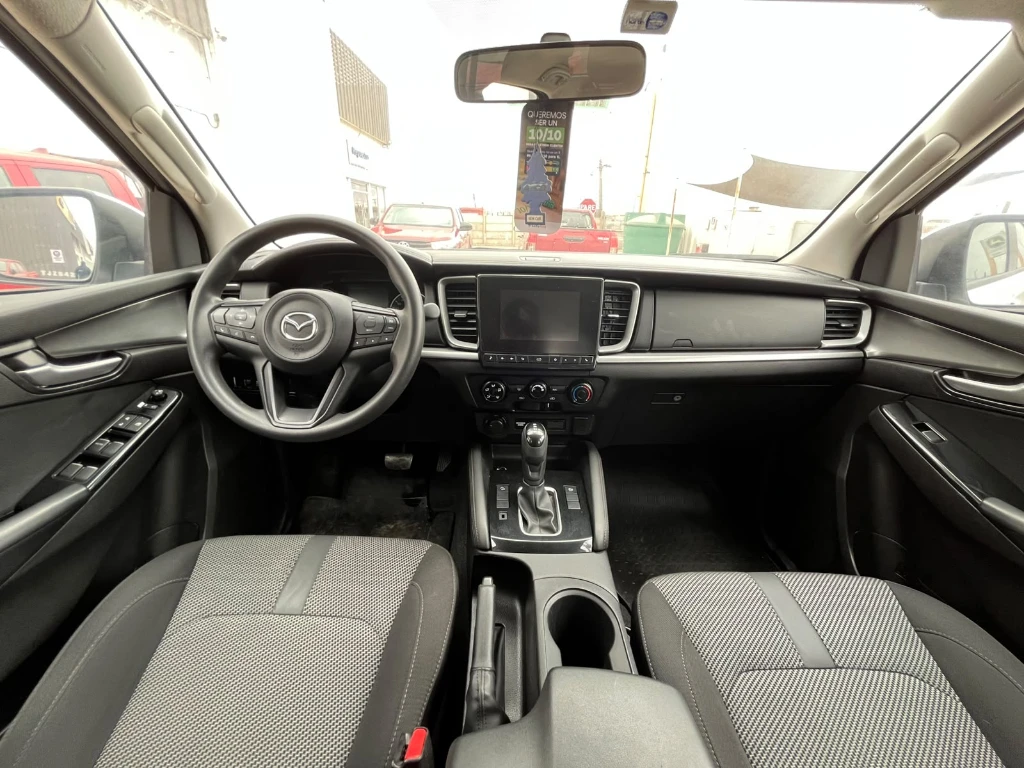 Mazda Bt-50 4x4 6at 3.0 año 2023