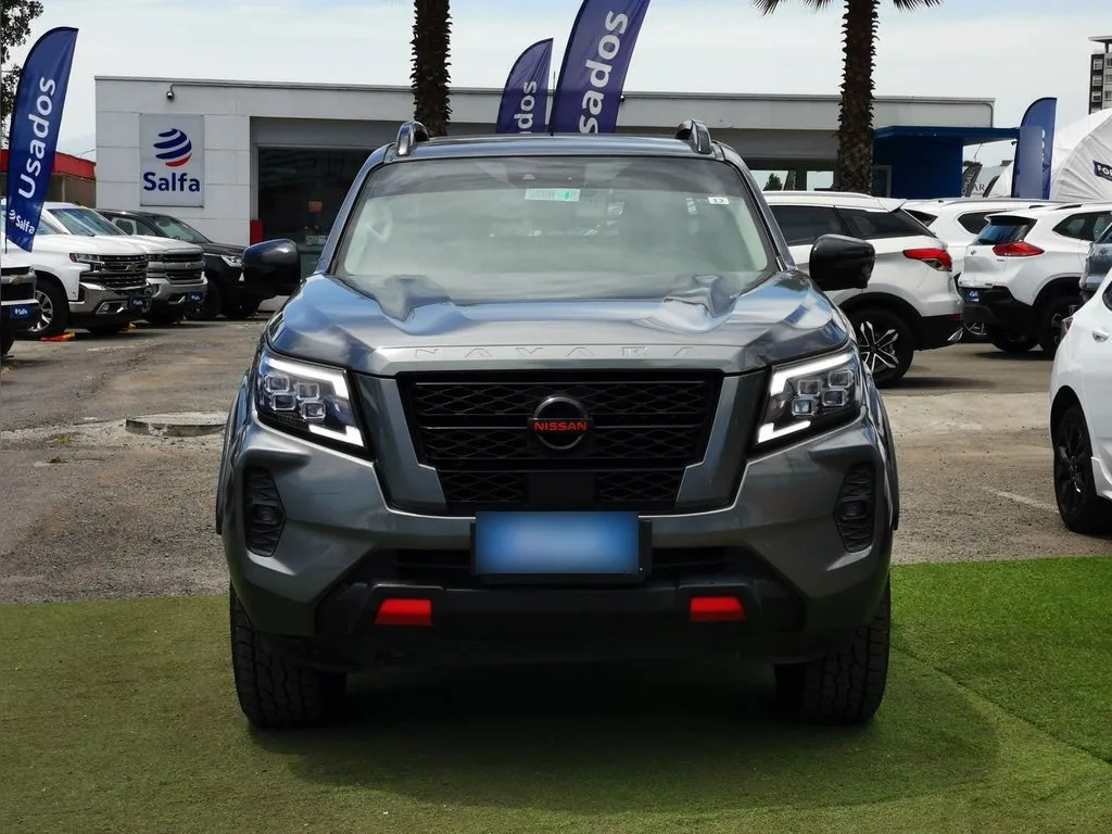 Nissan Navara 2.3d Pro4x Diesel 4x4 Dob.cab. At 4p año 2022