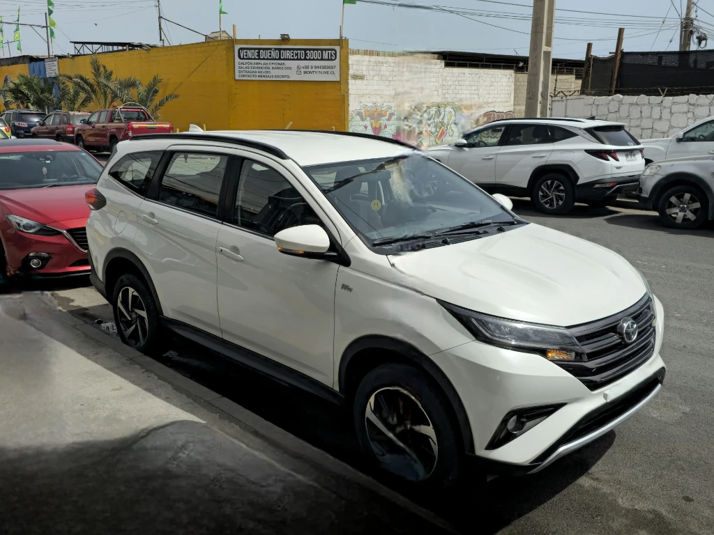Toyota Rush 1.5 Xei 4x2 Mt 5p año 2023