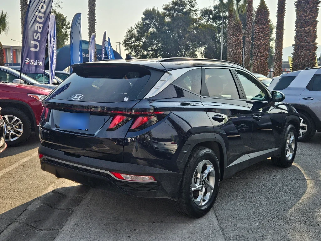 Hyundai Tucson 2.0 Nx4 Plus 2wd Mt 5p año 2023