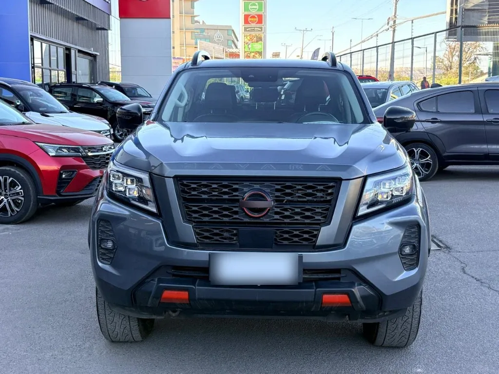 Nissan Navara 2.3d Pro4x Diesel 4x4 Dob.cab. At 4p año 2024