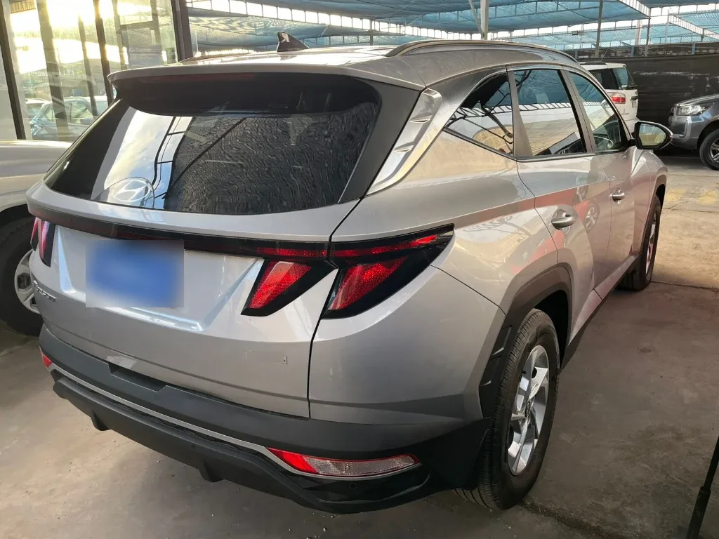 Hyundai Tucson 2.0 Nx4 Plus 4x2 At 5p año 2023
