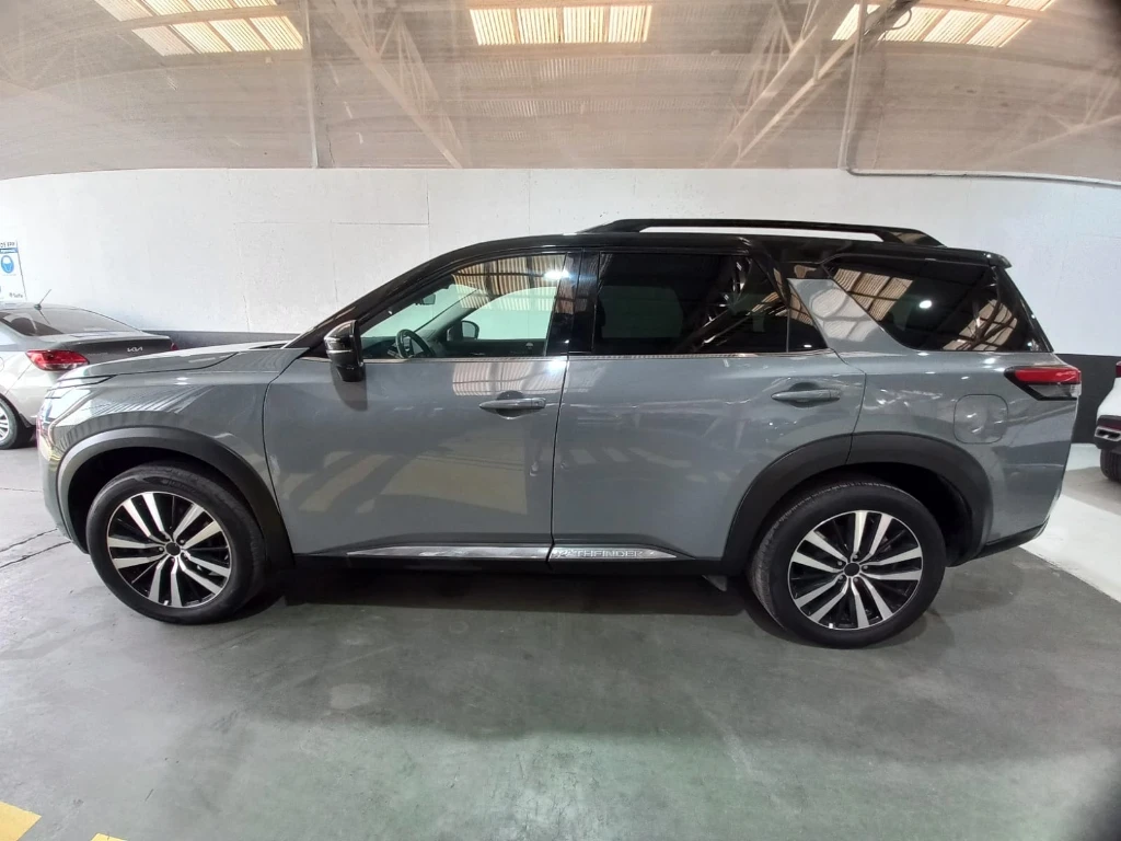 Nissan Pathfinder 3.5 Exclusive 4wd Cvt At 5p año 2024