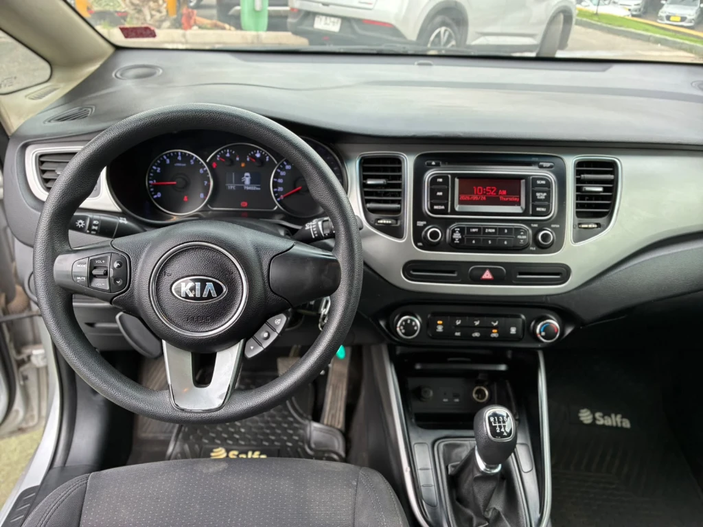 Kia Carens 2.0 Ex Dab Abs Ac Mt año 2015