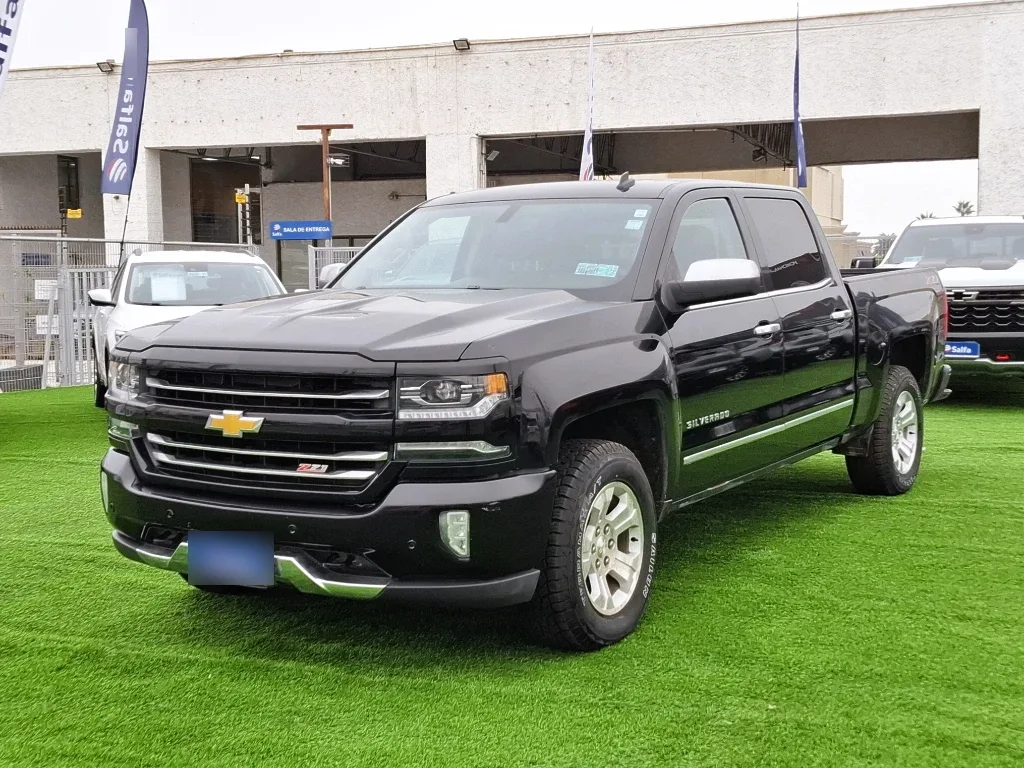 Chevrolet Silverado 5.3 Lt 4wd Ext Z71 Dob. Cab. At 4p año 2019