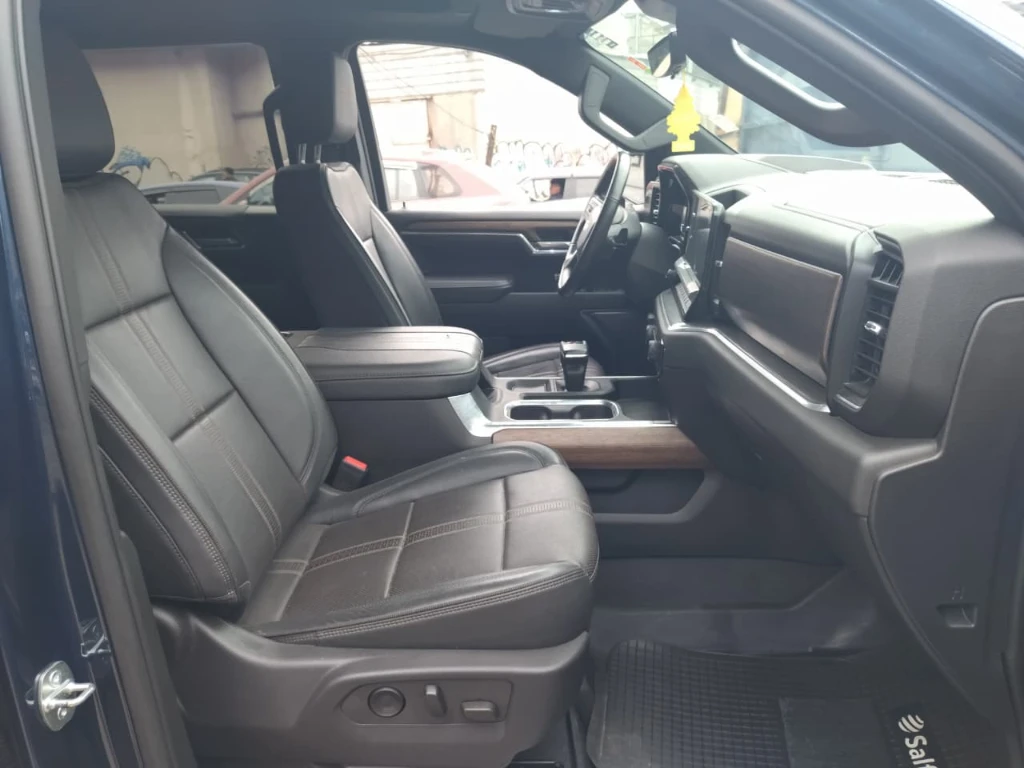 Chevrolet Silverado 3.0 High Country 4x4 At 4p año 2023