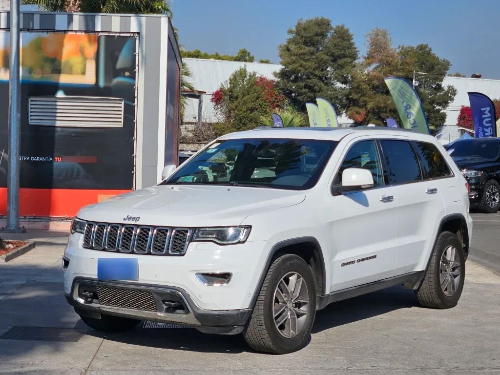 Jeep Grand Cherokee 3.6 Limited Lx 4x4 At 5p año 2018