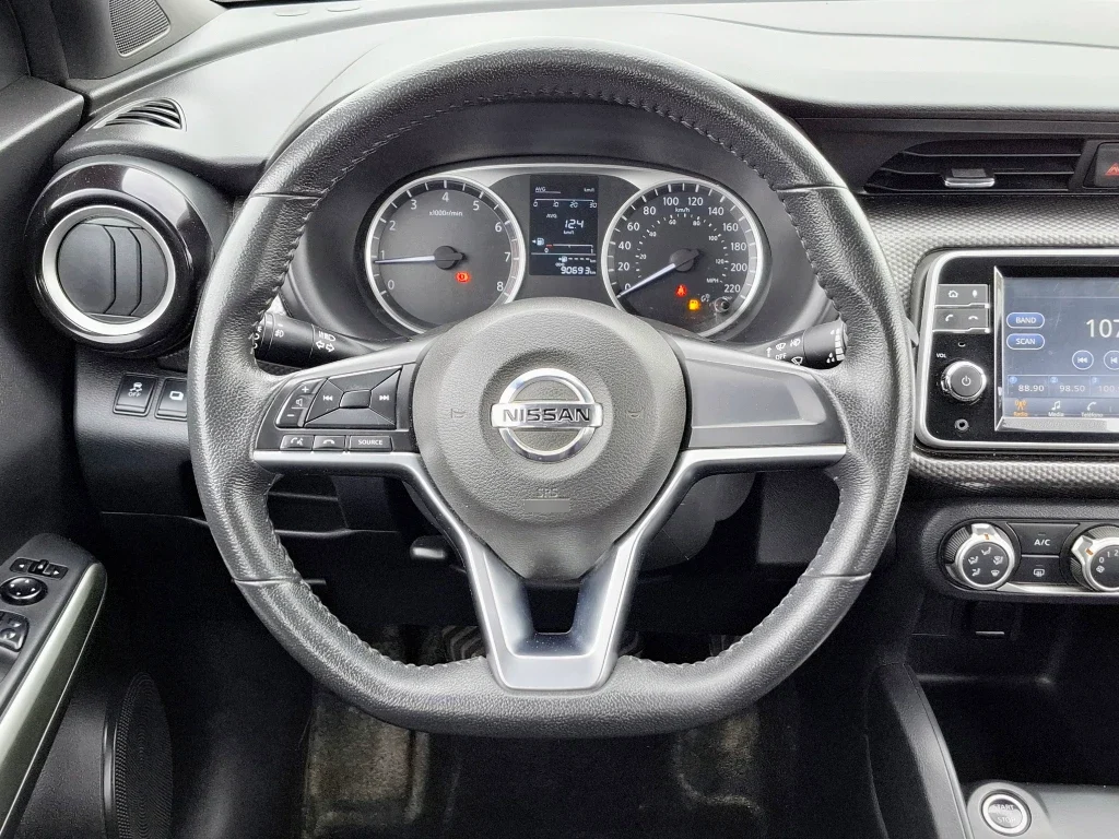Nissan Kicks 1.6 Sense 4x2 Mt 5p año 2021