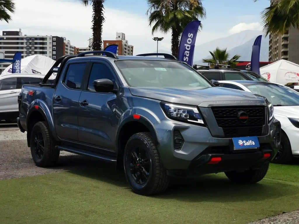 Nissan Navara 2.3d Pro4x Diesel 4x4 Dob.cab. At 4p año 2022