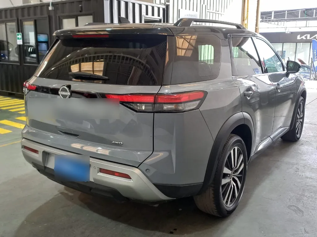 Nissan Pathfinder 3.5 Exclusive 4wd Cvt At 5p año 2024
