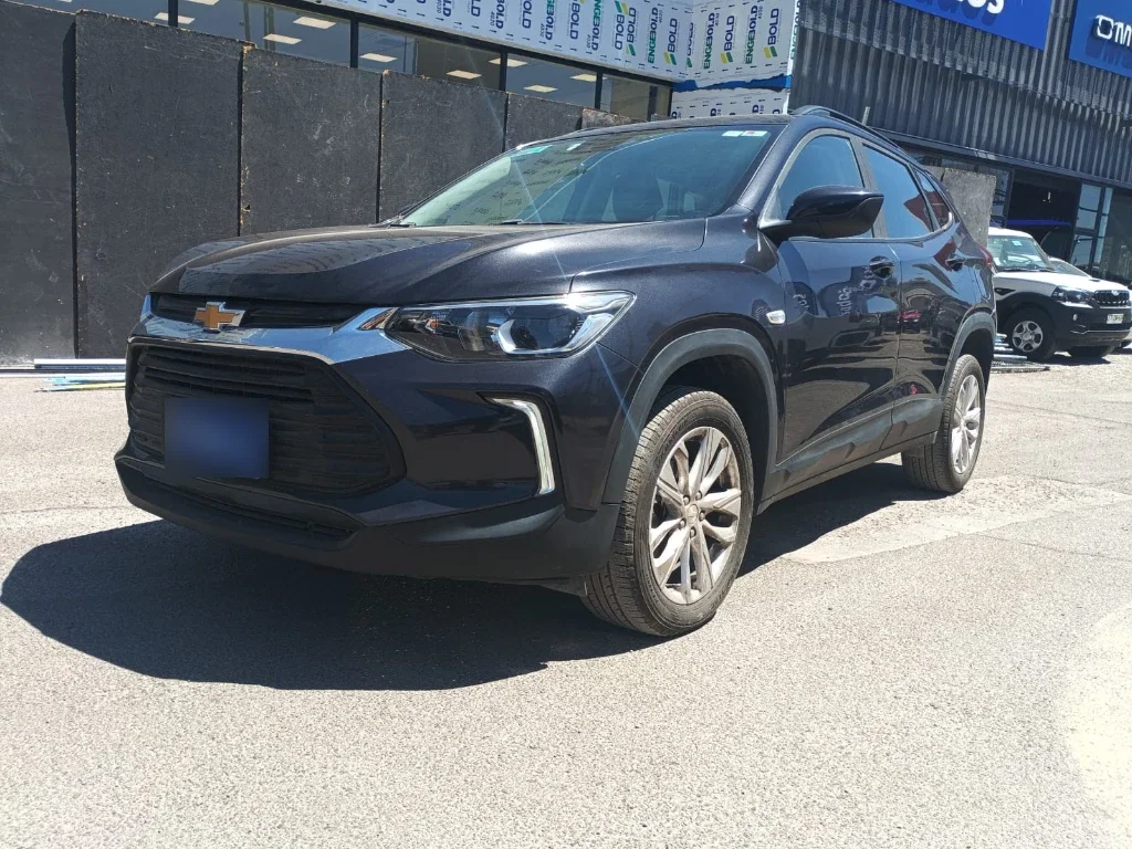 Chevrolet Tracker 1.2t Ltz R 4x2 At 5p año 2025