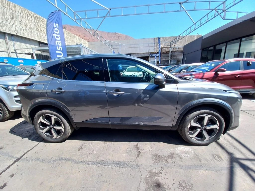 Nissan Qashqai 1.3t Advance 2wd Cvt At 5p año 2025