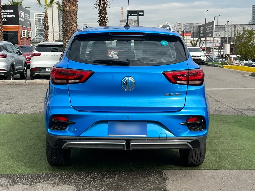 MG Zs Electrico Ev Dlx 4x2 At 5p año 2024